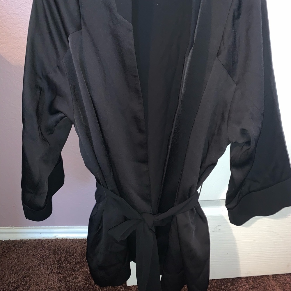 Black kimono